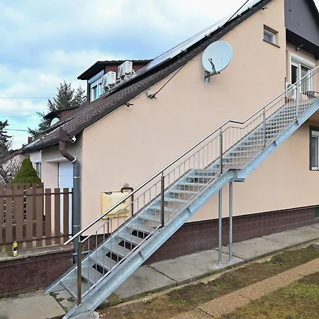 Vár-lak Apartahotel Sümeg